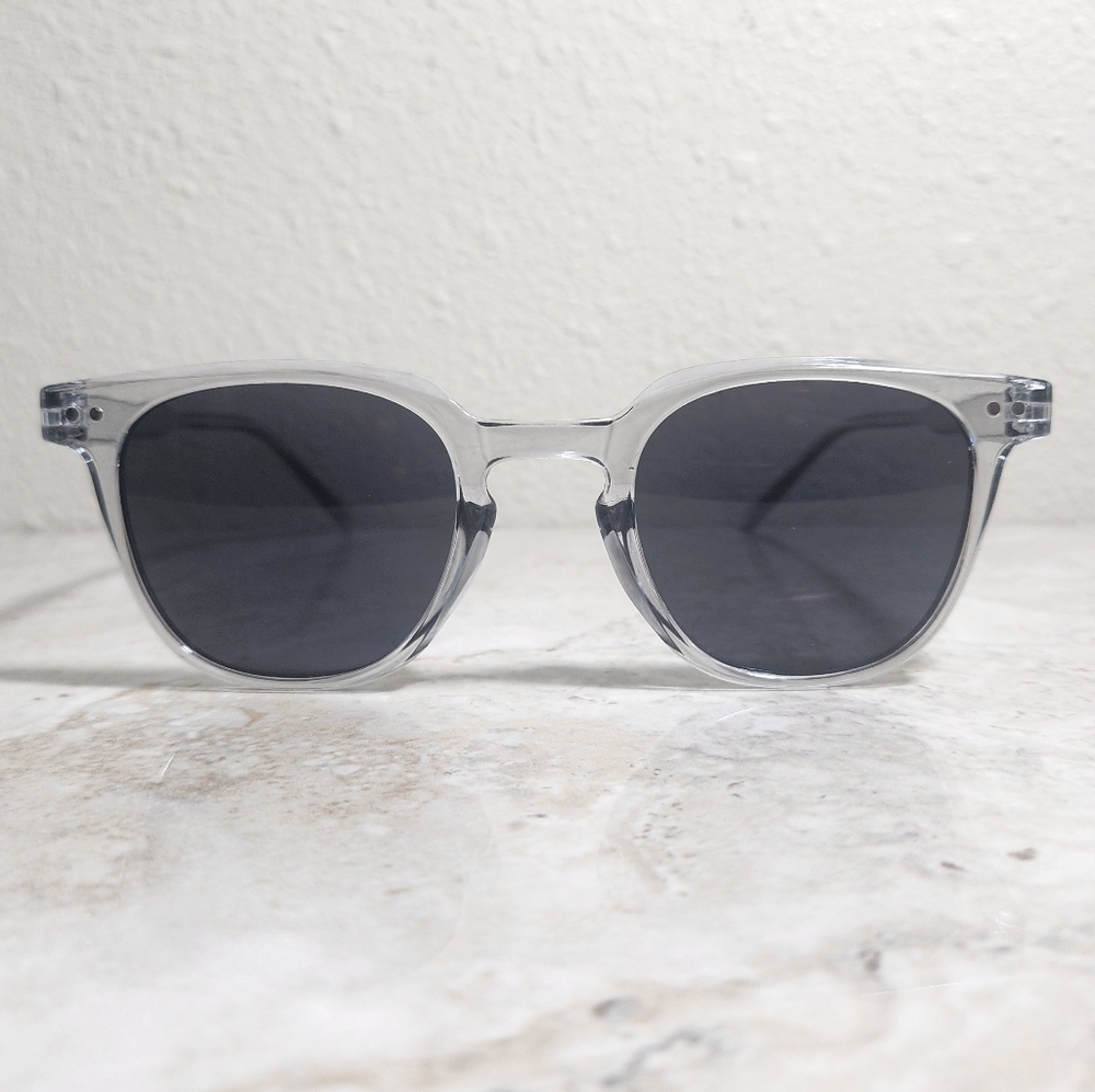 🆕️Classic Black & Gray Sunglasses